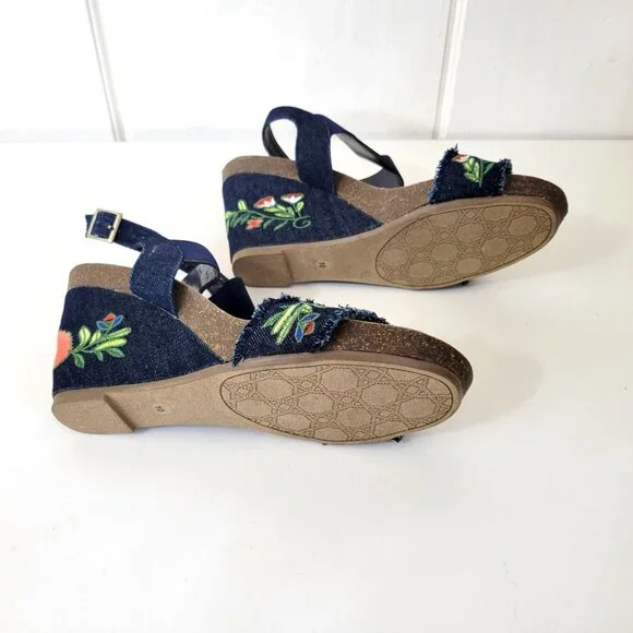 VeganBio Embroidered Cork Wedge Sandals - Picture 6 of 9